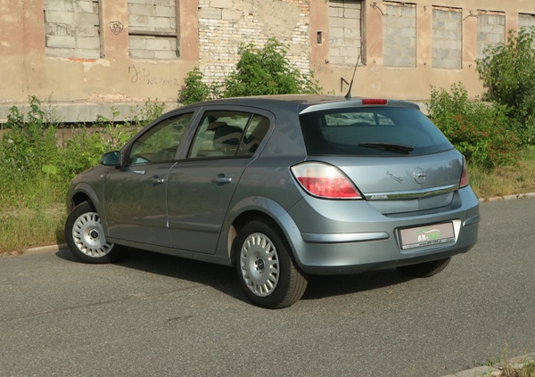 Opel Astra cena 14500 przebieg: 117500, rok produkcji 2004 z Józefów małe 497